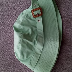 Gap Pale Green Bucket Hat M/L